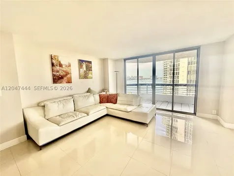 19195 NE 36th Court Aventura FL 33180