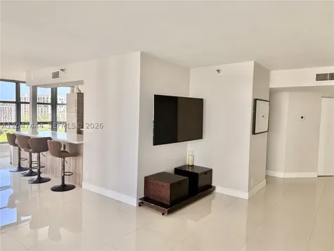 19195 NE 36th Court Aventura FL 33180