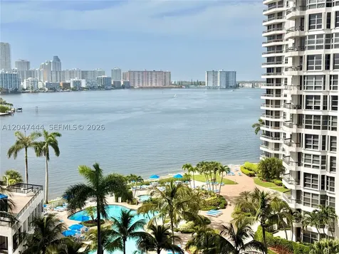 19195 NE 36th Court Aventura FL 33180
