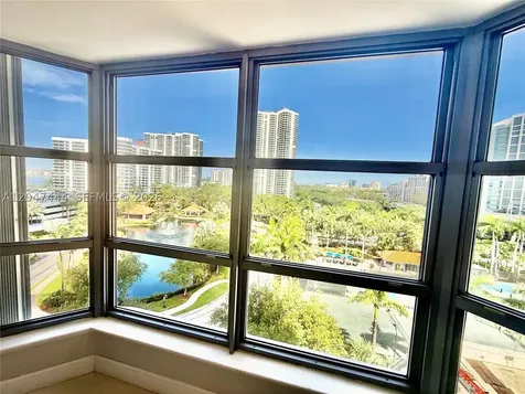 19195 NE 36th Court Aventura FL 33180