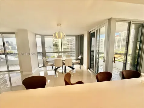 19195 NE 36th Court Aventura FL 33180