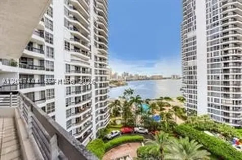 19195 NE 36th Court Aventura FL 33180