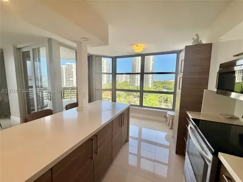19195 NE 36th Court Aventura FL 33180