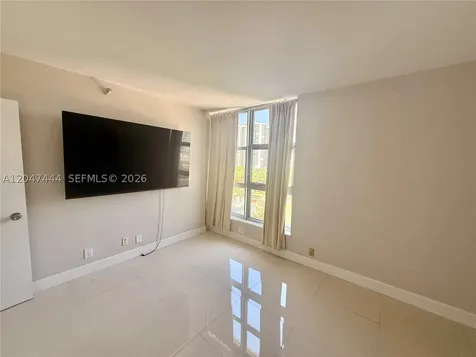 19195 NE 36th Court Aventura FL 33180