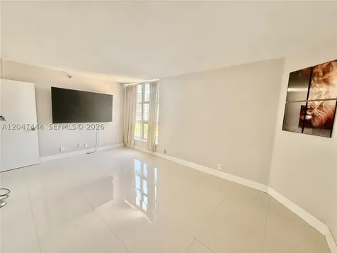 19195 NE 36th Court Aventura FL 33180