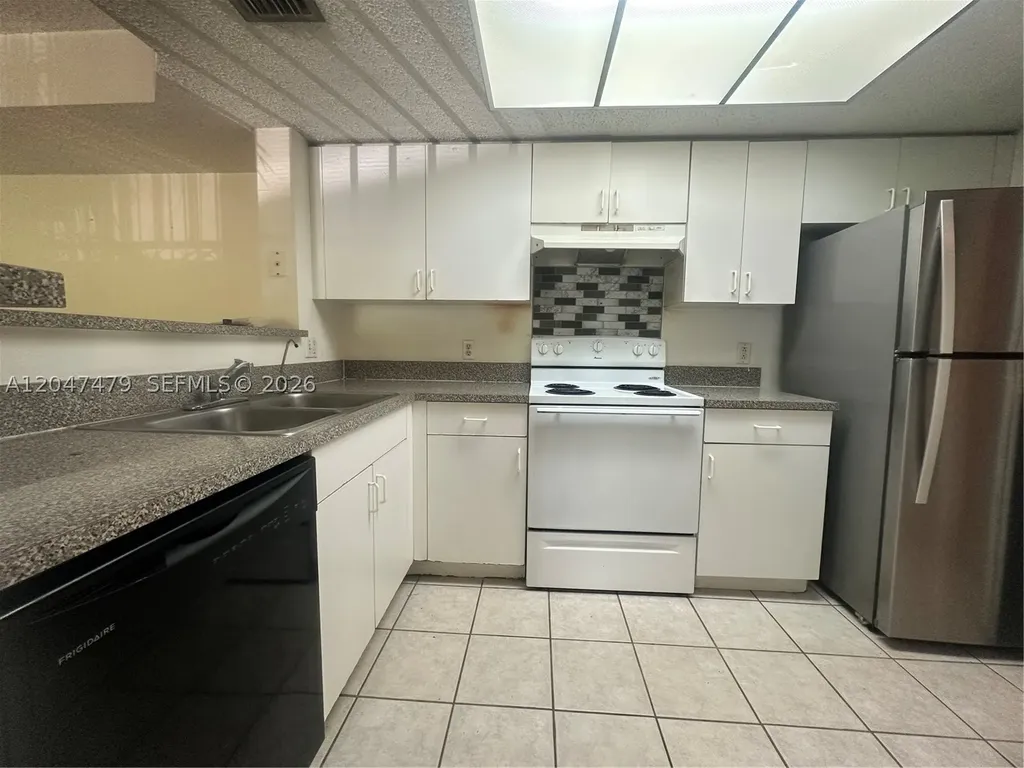 5011 Wiles Road Coconut Creek FL 33073