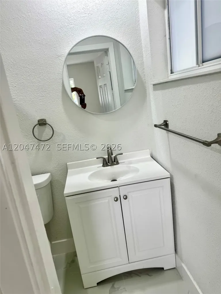 2150 N 66th Avenue Hollywood FL 33024
