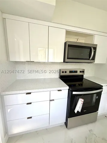 2150 N 66th Avenue Hollywood FL 33024