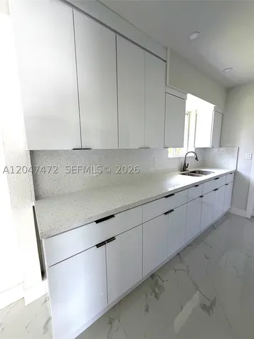 2150 N 66th Avenue Hollywood FL 33024