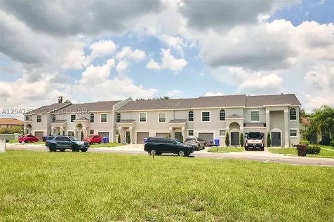 4377 Gardenstone Court Kissimmee FL 34746