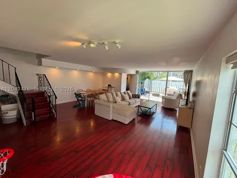 926 NE 27th Avenue Hallandale Beach FL 33009