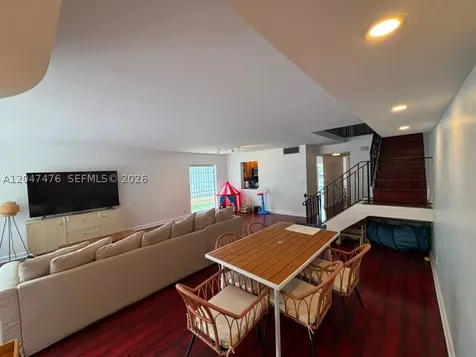 926 NE 27th Avenue Hallandale Beach FL 33009
