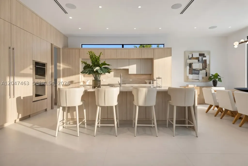1051 NE 2nd Terrace Boca Raton FL 33432
