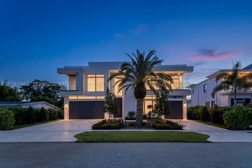1051 NE 2nd Terrace Boca Raton FL 33432