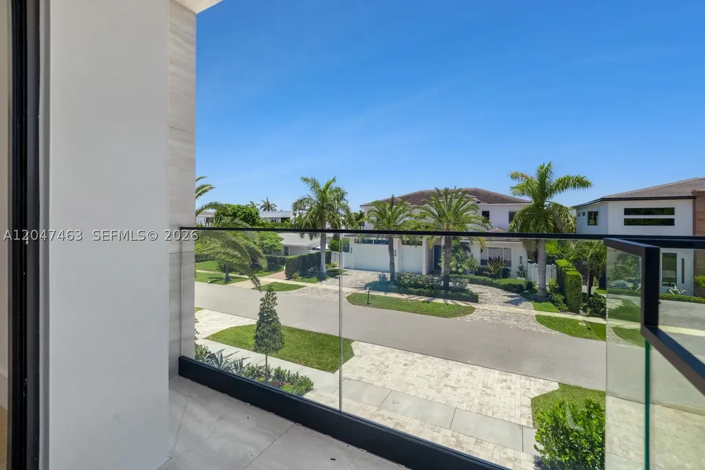 1051 NE 2nd Terrace Boca Raton FL 33432