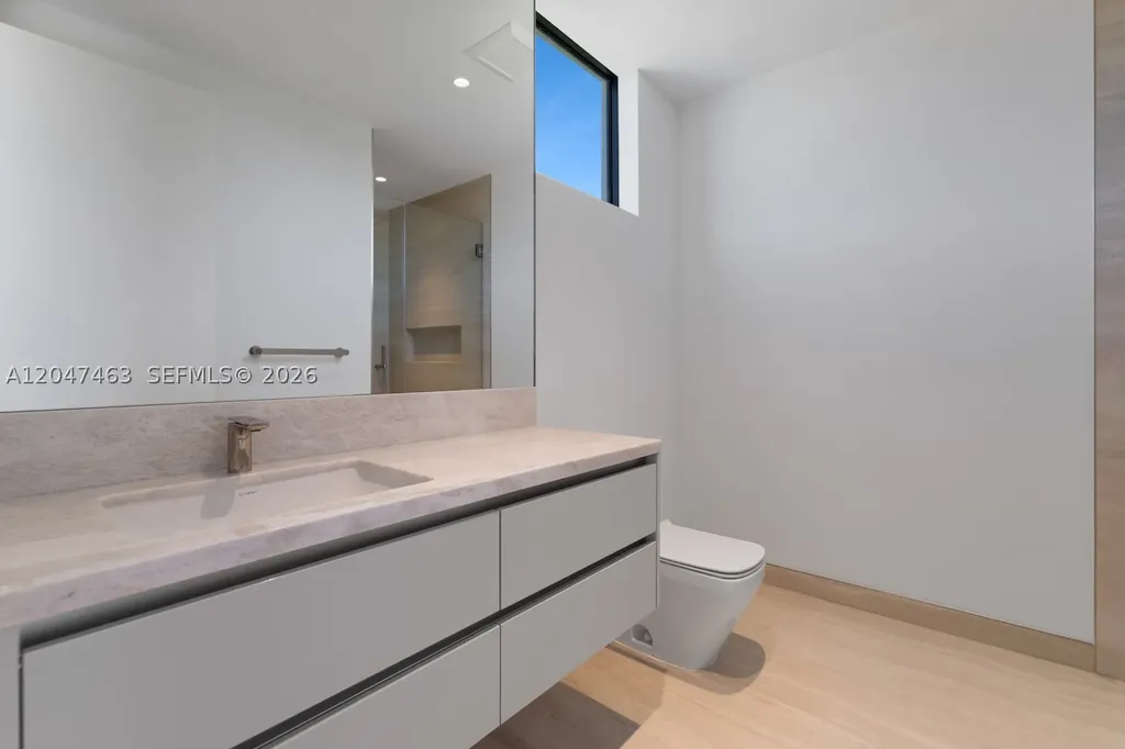 1051 NE 2nd Terrace Boca Raton FL 33432
