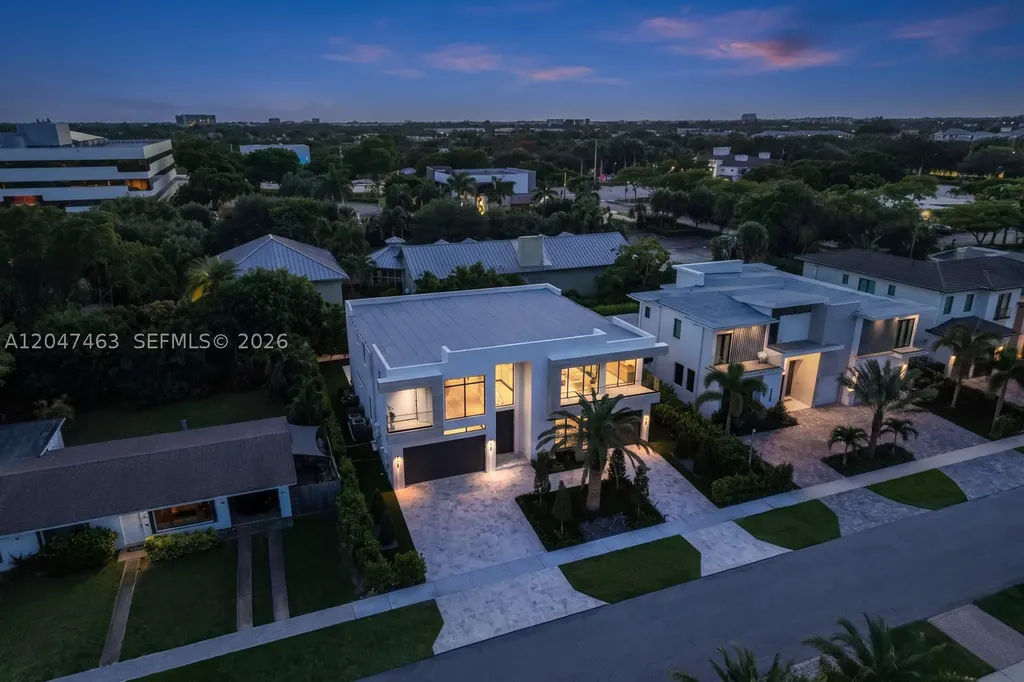 1051 NE 2nd Terrace Boca Raton FL 33432