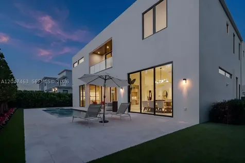 1051 NE 2nd Terrace Boca Raton FL 33432