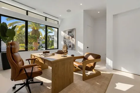 1051 NE 2nd Terrace Boca Raton FL 33432