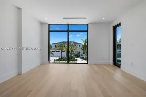 1051 NE 2nd Terrace Boca Raton FL 33432
