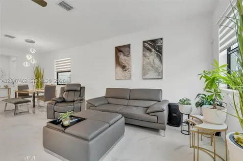 3538 W 108th Street Hialeah FL 33018