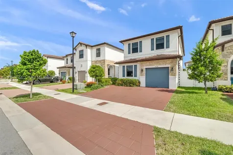 3538 W 108th Street Hialeah FL 33018