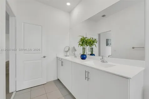 3538 W 108th Street Hialeah FL 33018
