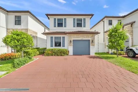 3538 W 108th Street Hialeah FL 33018