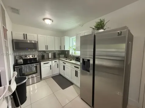 6700 NW 5th Avenue Miami FL 33150