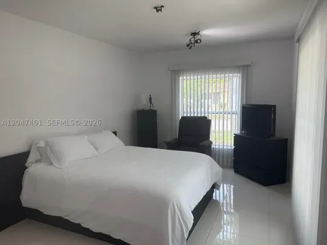 6700 NW 5th Avenue Miami FL 33150