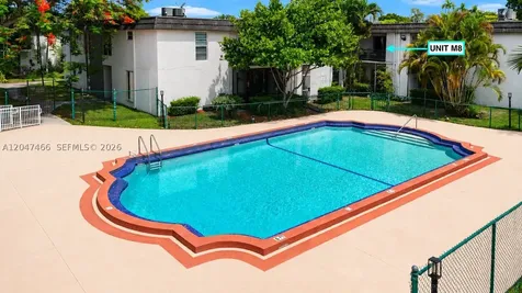 10381 N Kendall Drive Miami FL 33176