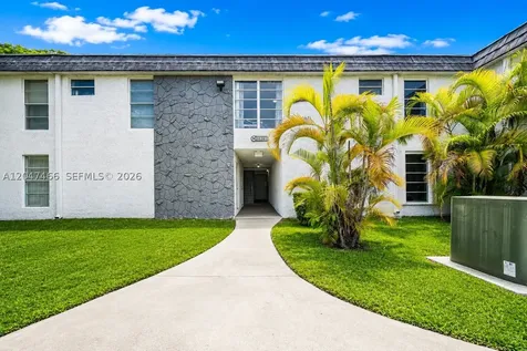 10381 N Kendall Drive Miami FL 33176