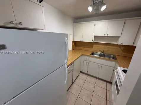 10000 NW 80th Court Hialeah Gardens FL 33016