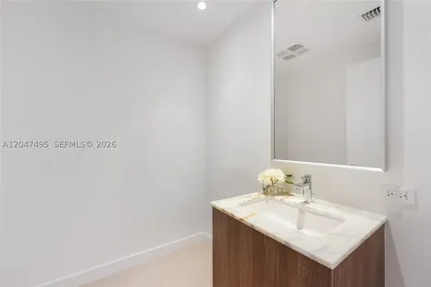500 Alton Road Miami Beach FL 33139
