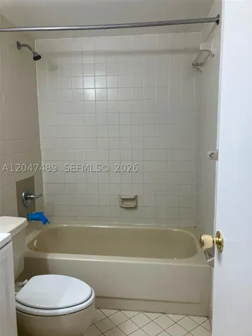 204 Lake Pointe Drive Oakland Park FL 33309