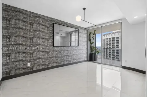488 NE 18th Street Miami FL 33132