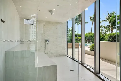 488 NE 18th Street Miami FL 33132