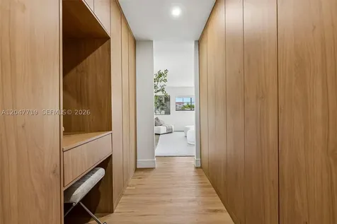 7811 Carlyle Avenue Miami Beach FL 33141