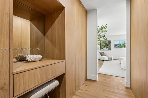 7811 Carlyle Avenue Miami Beach FL 33141