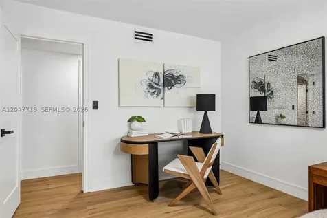 7811 Carlyle Avenue Miami Beach FL 33141