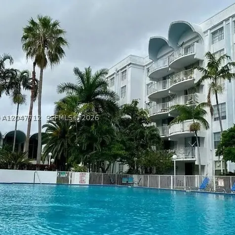 492 NW 165th St Road Miami FL 33169