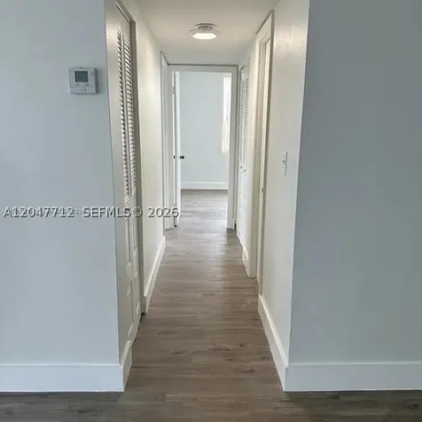 492 NW 165th St Road Miami FL 33169
