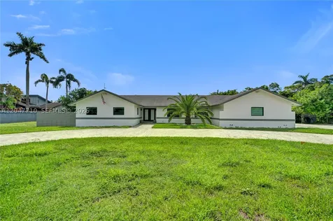 22421 SW 184th Avenue Miami FL 33170