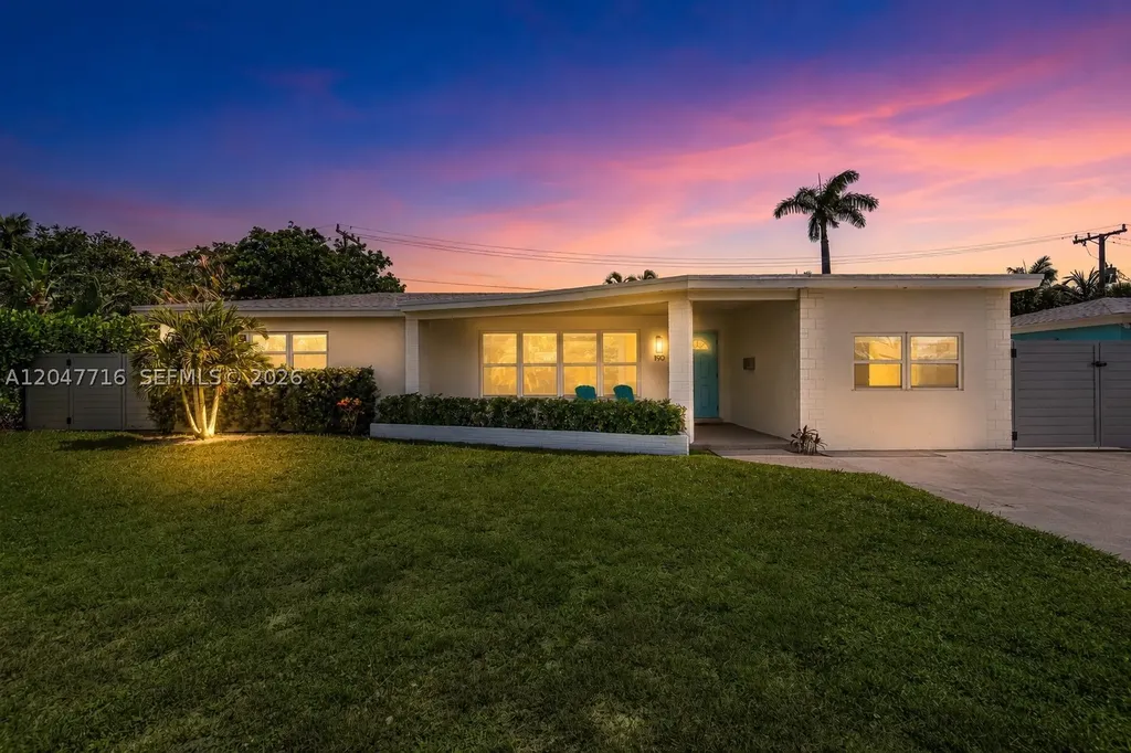 190 NE 21st Street Boca Raton FL 33431