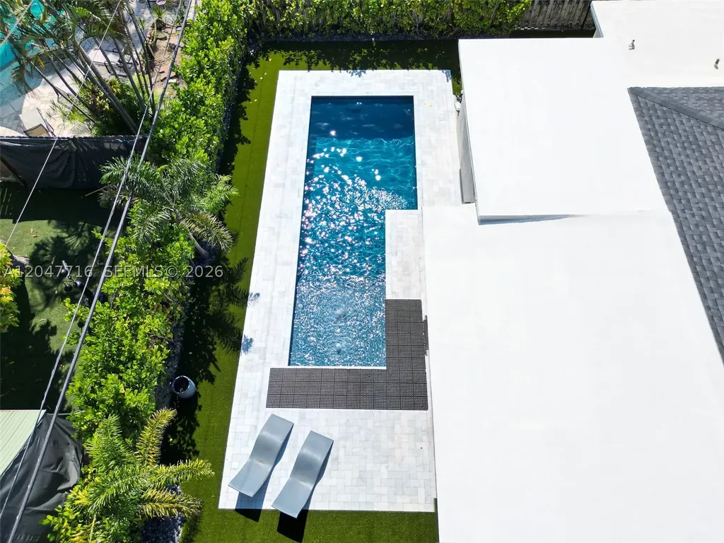 190 NE 21st Street Boca Raton FL 33431