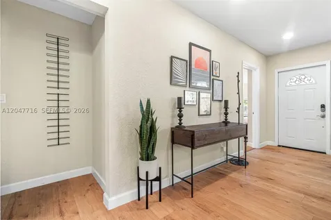 190 NE 21st Street Boca Raton FL 33431