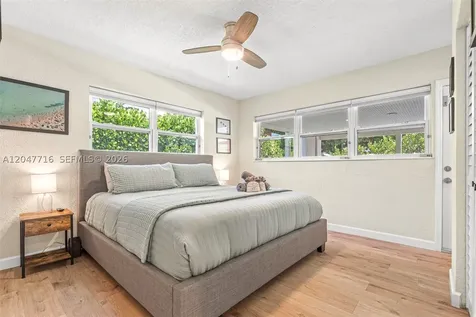190 NE 21st Street Boca Raton FL 33431