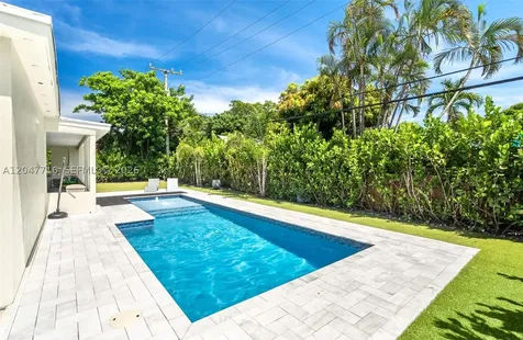 190 NE 21st Street Boca Raton FL 33431
