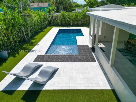 190 NE 21st Street Boca Raton FL 33431