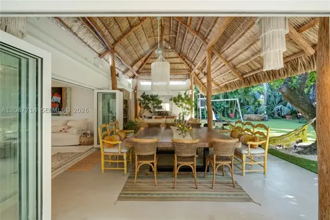 330 Gulf Road Key Biscayne FL 33149